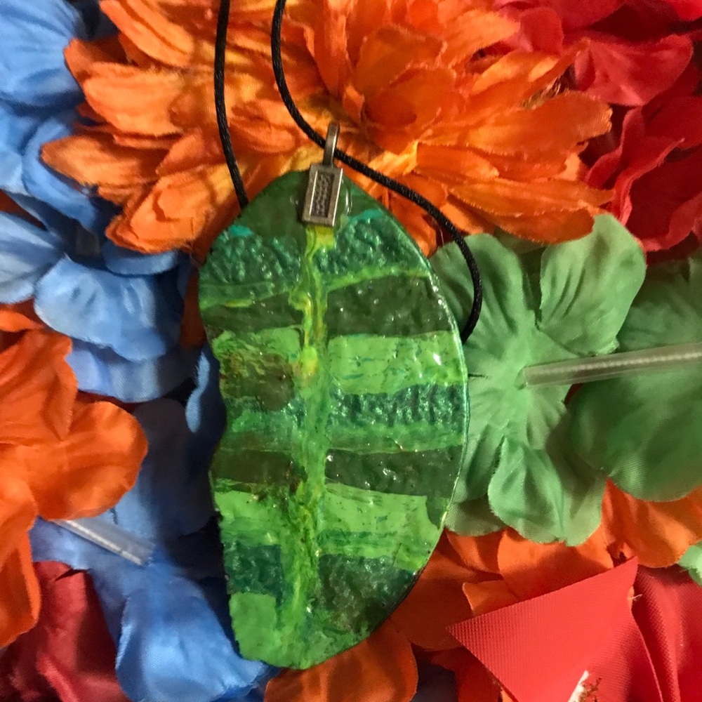 Necklace - Picture 8 of 14
